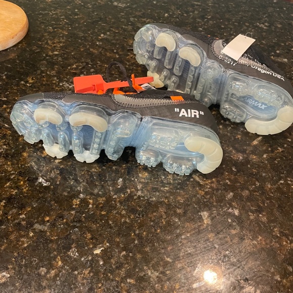 Off white vapormax - Picture 2 of 4